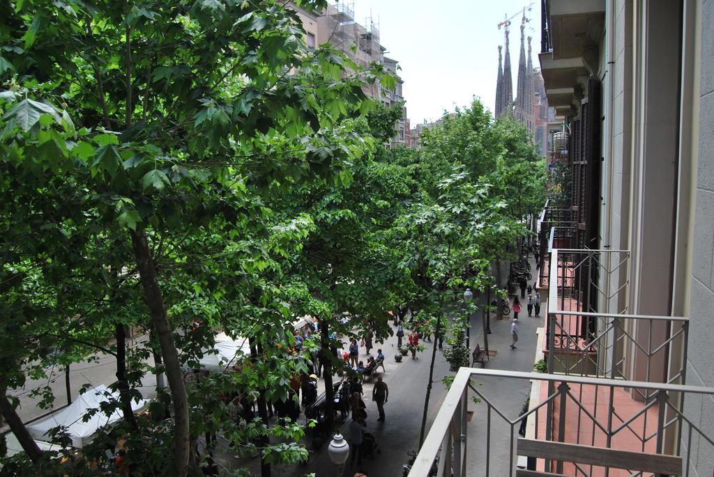 バルセロナGaudi Sdbアパートメント エクステリア 写真